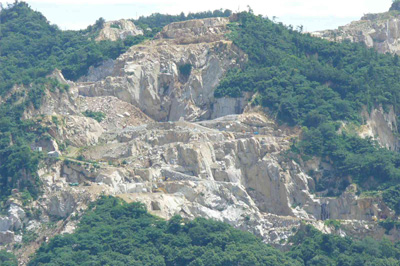 庵治石の割り増し